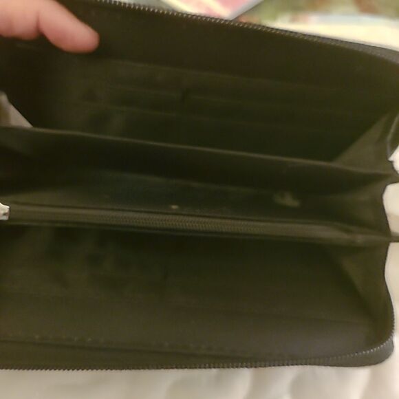 Sequined Wallet - Picture 5 of 5